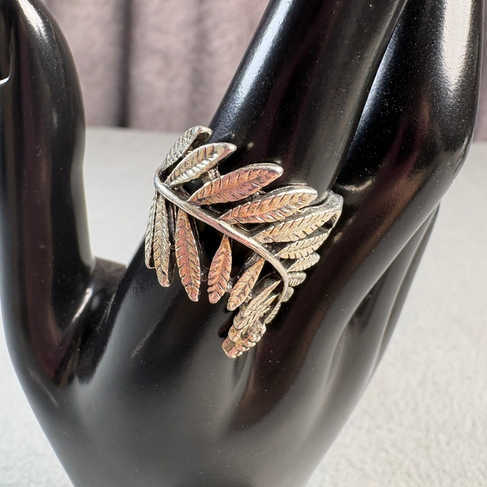 Silver Tone Leaf Branch Wrap Ring Nature Inspired Fern Design Size 7.5